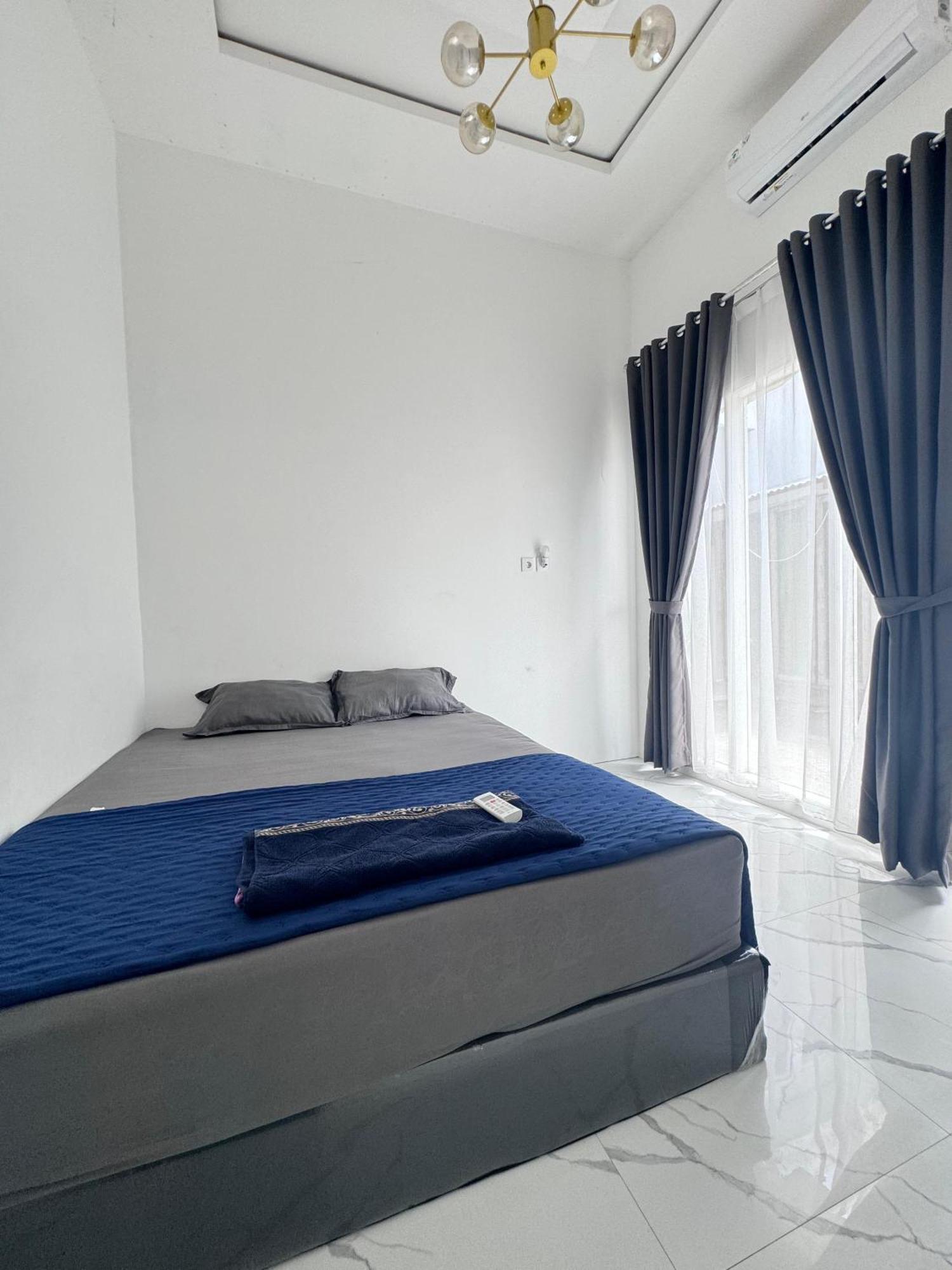 Mila Homestay Padang  Esterno foto