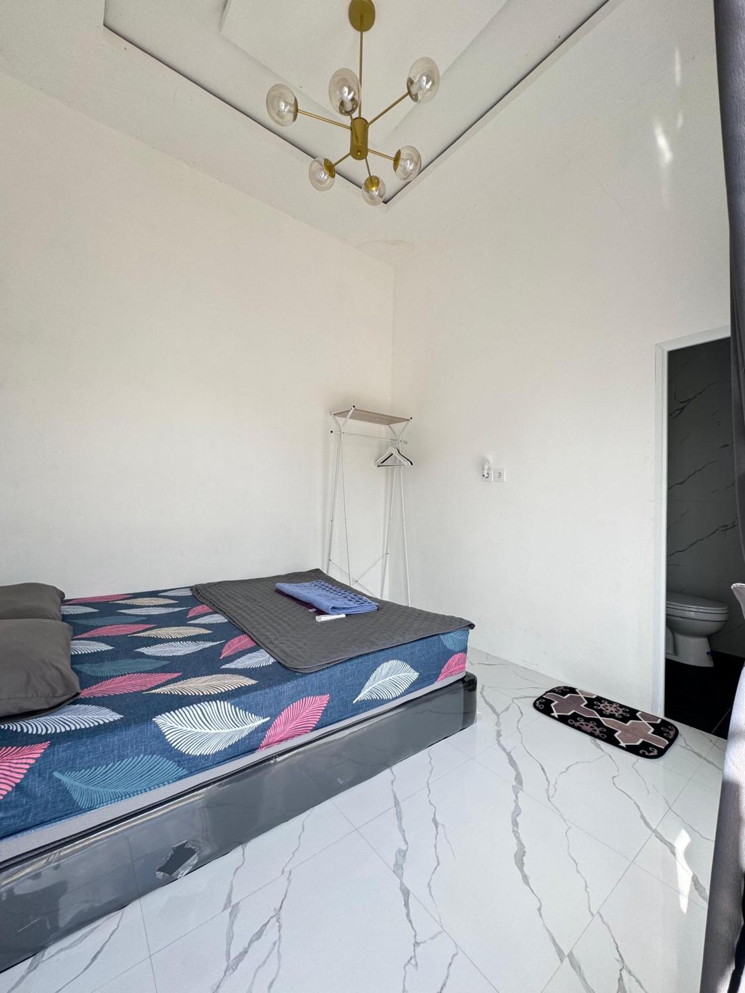 Mila Homestay Padang  Esterno foto